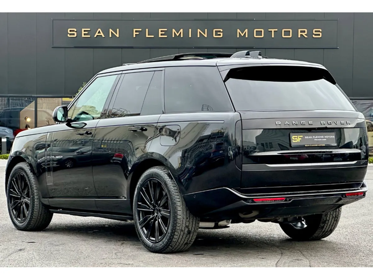 Land Rover Range Rover Estate, Petrol Hybrid, 2026, Black