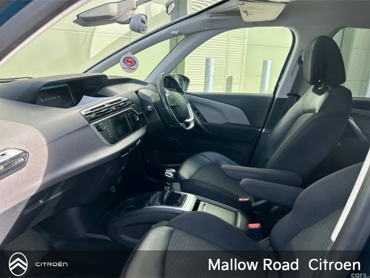 Citroen C4 Spacetourer MPV, Diesel, 2022, Blue