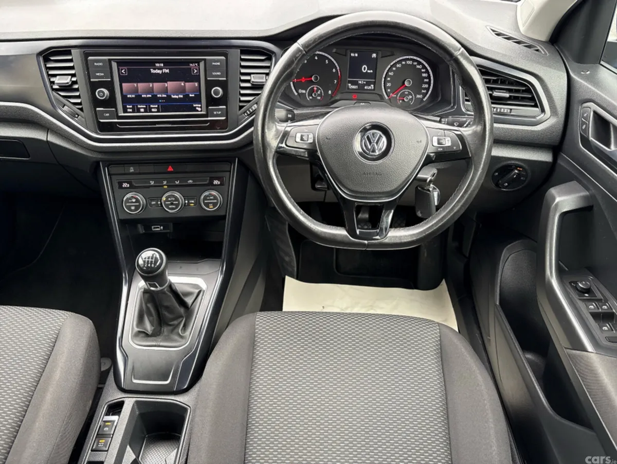 Volkswagen T-Roc Estate, Petrol, 2019, Blue