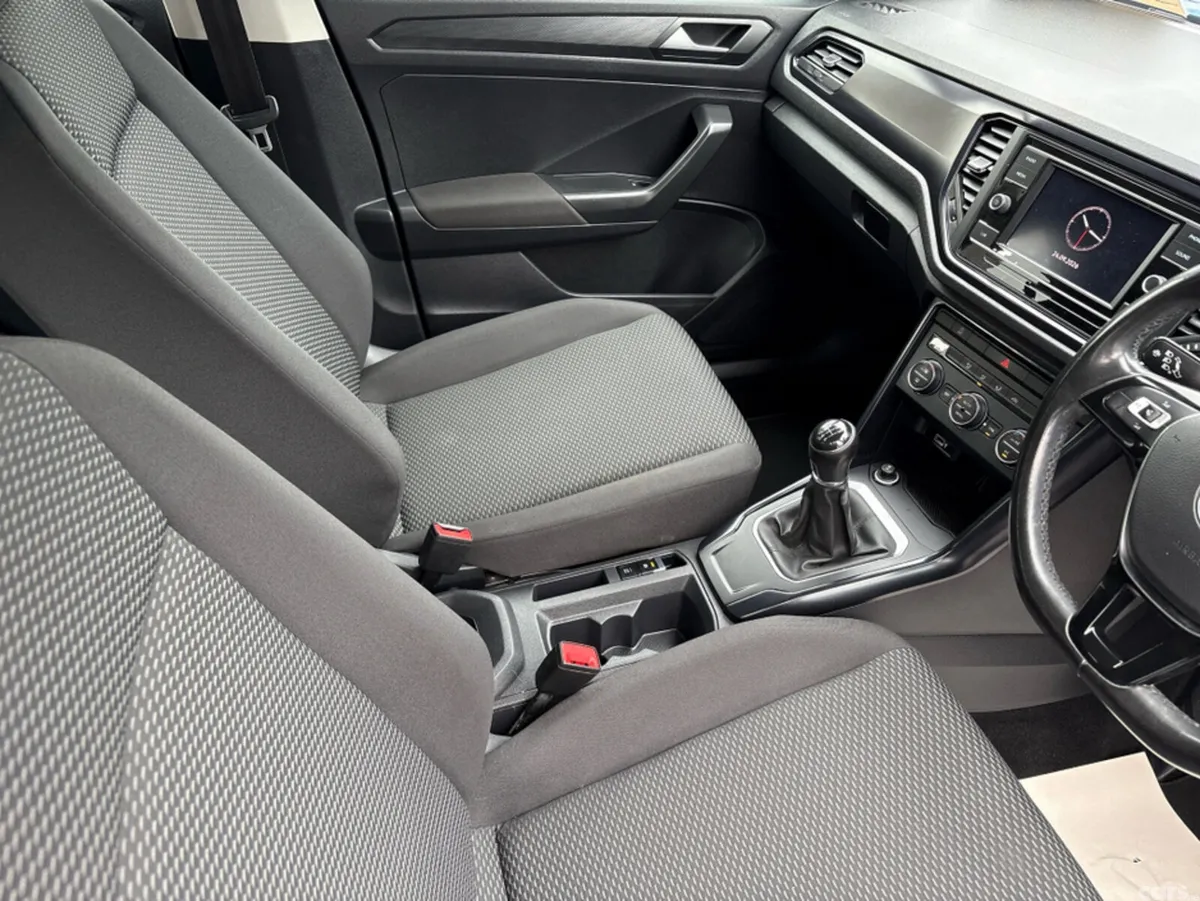 Volkswagen T-Roc Estate, Petrol, 2019, Blue
