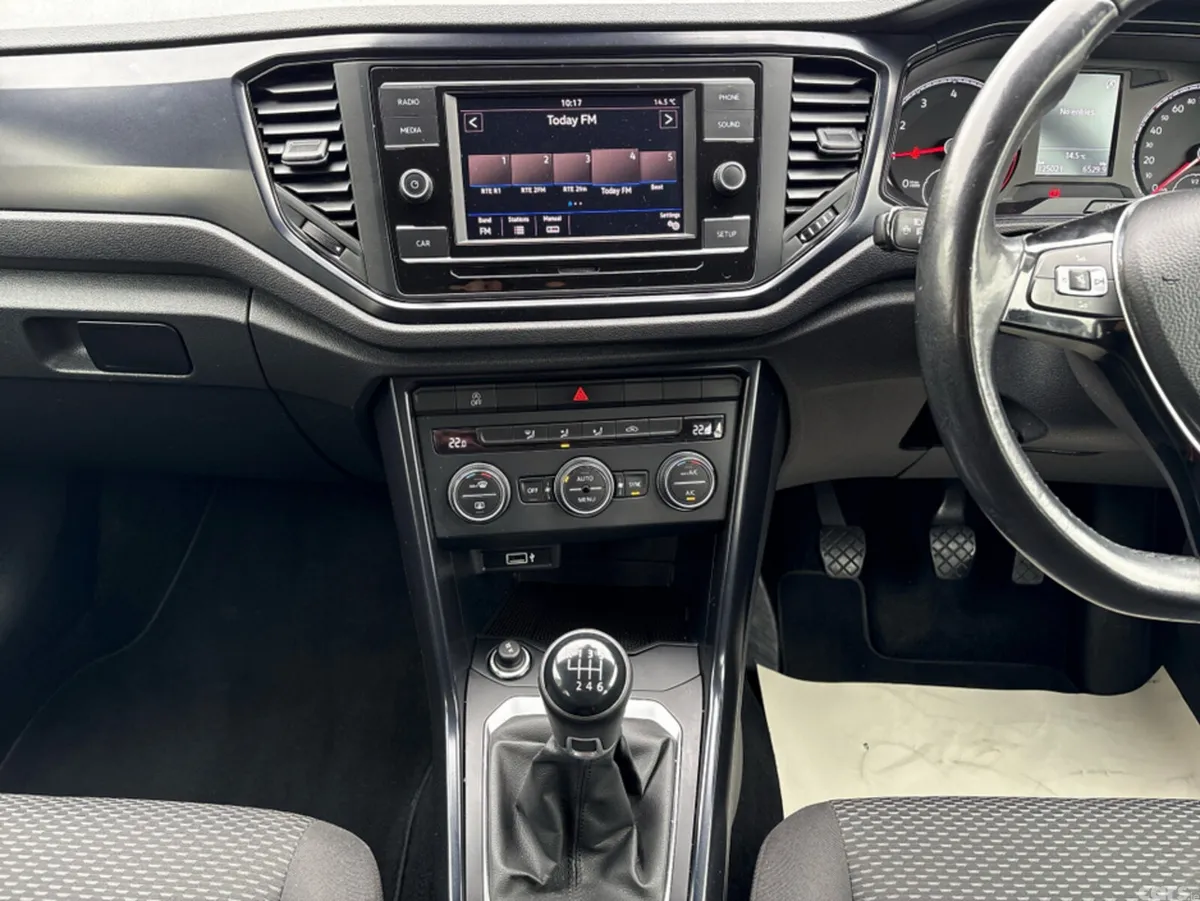 Volkswagen T-Roc Estate, Petrol, 2019, Blue