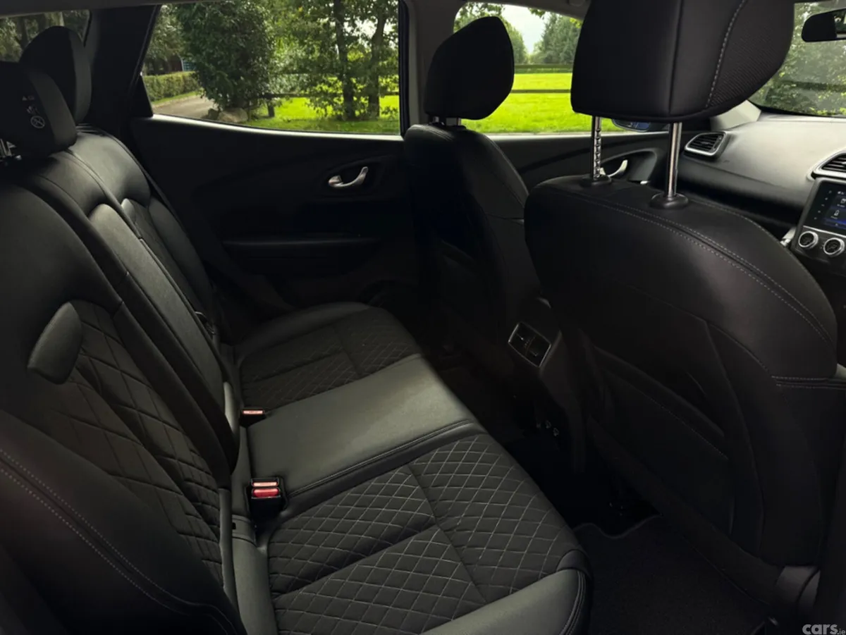 Renault Kadjar SUV, Petrol, 2019, Blue