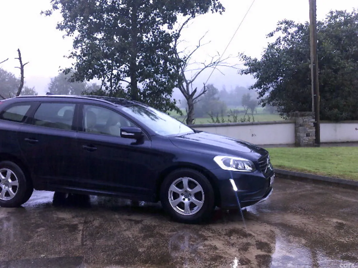 Volvo XC60 SUV, Diesel, 2016, Blue