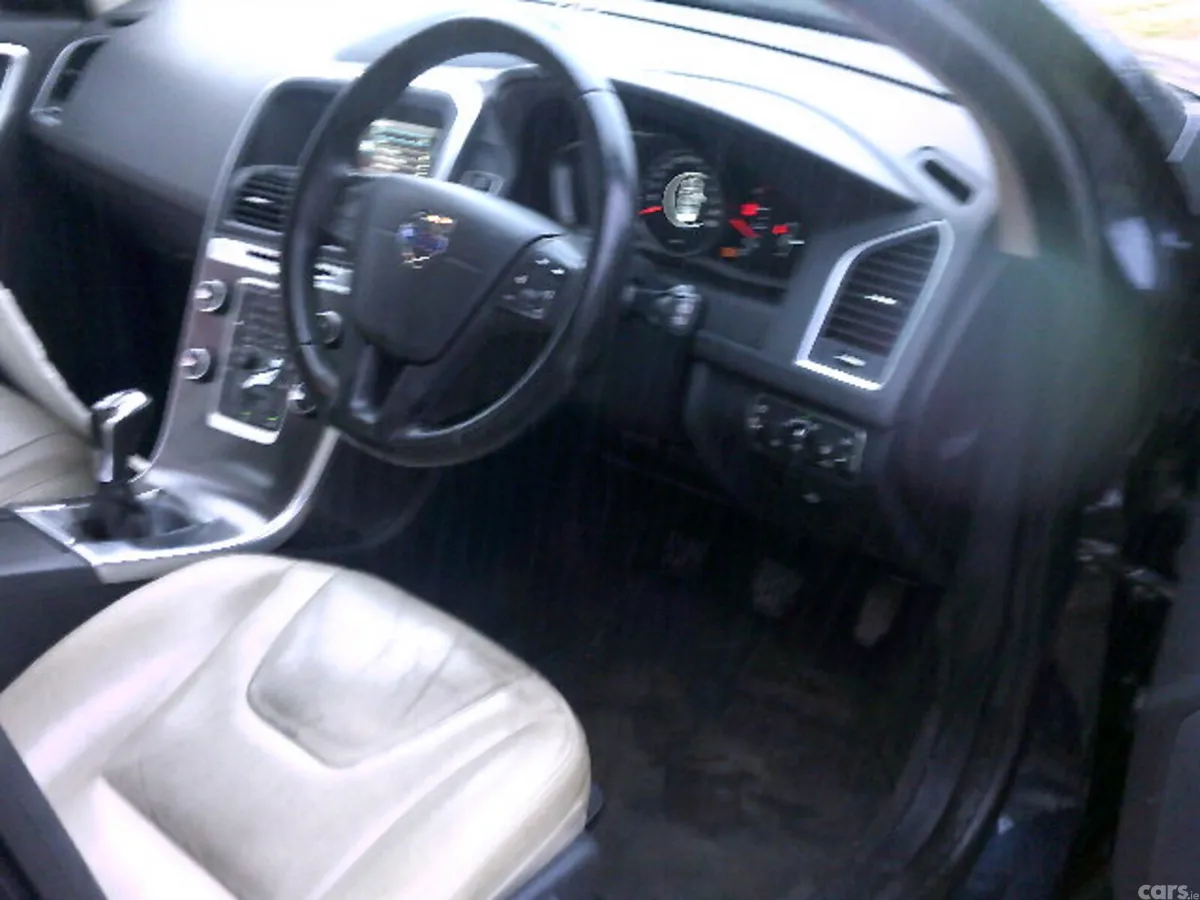Volvo XC60 SUV, Diesel, 2016, Blue