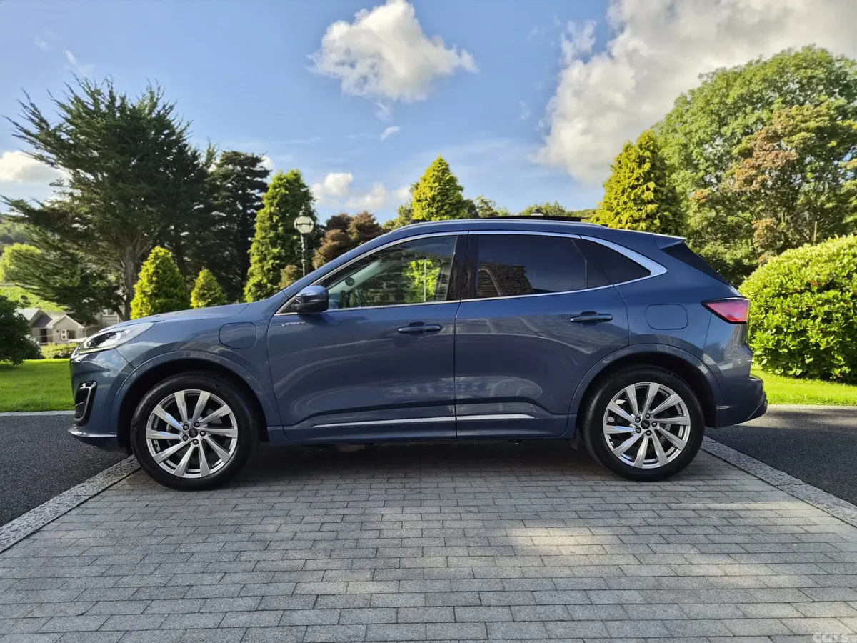 Ford Kuga SUV, Petrol Plug-in Hybrid, 2022, Blue
