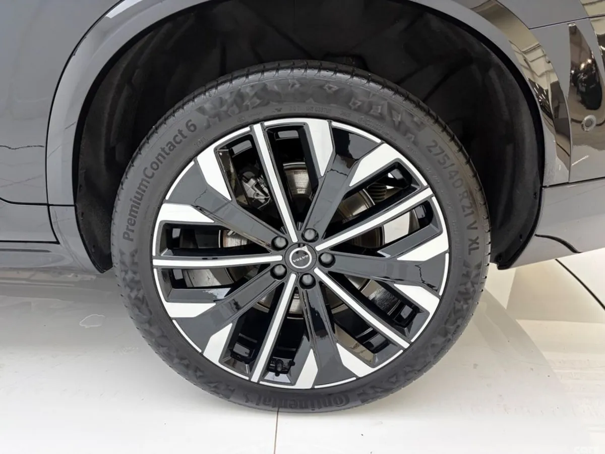 Volvo XC90 Estate, Petrol Plug-in Hybrid, 2026, Black