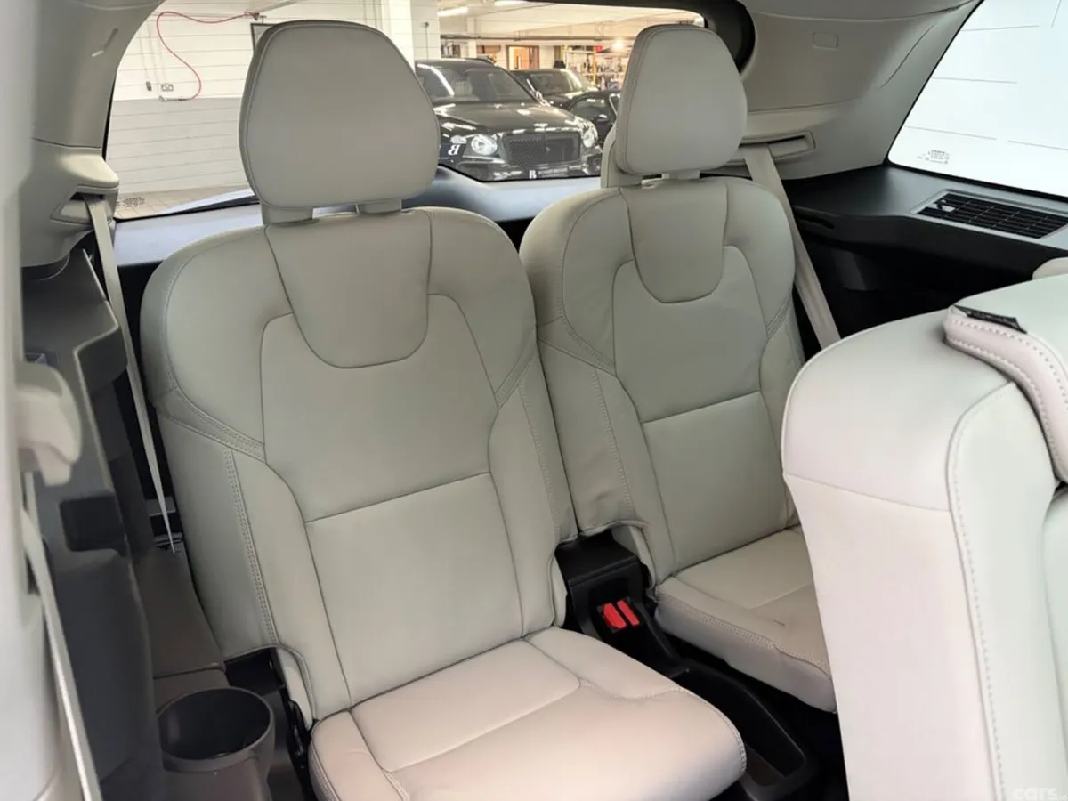 Volvo XC90 Estate, Petrol Plug-in Hybrid, 2026, Black