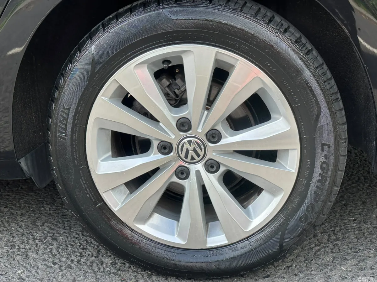 Volkswagen Golf Estate, Petrol, 2018, Black