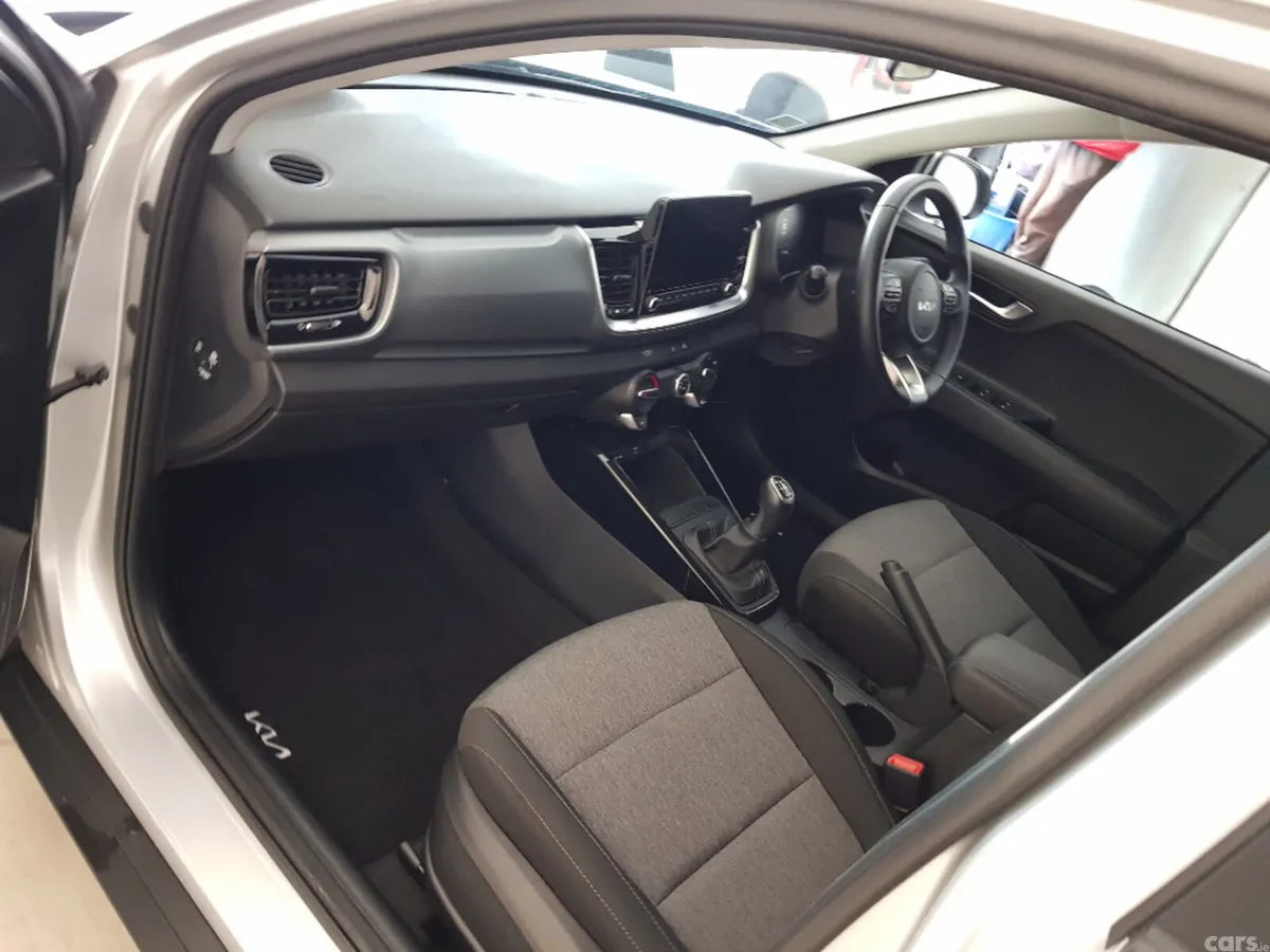 Kia Stonic Estate, Petrol, 2024, Grey