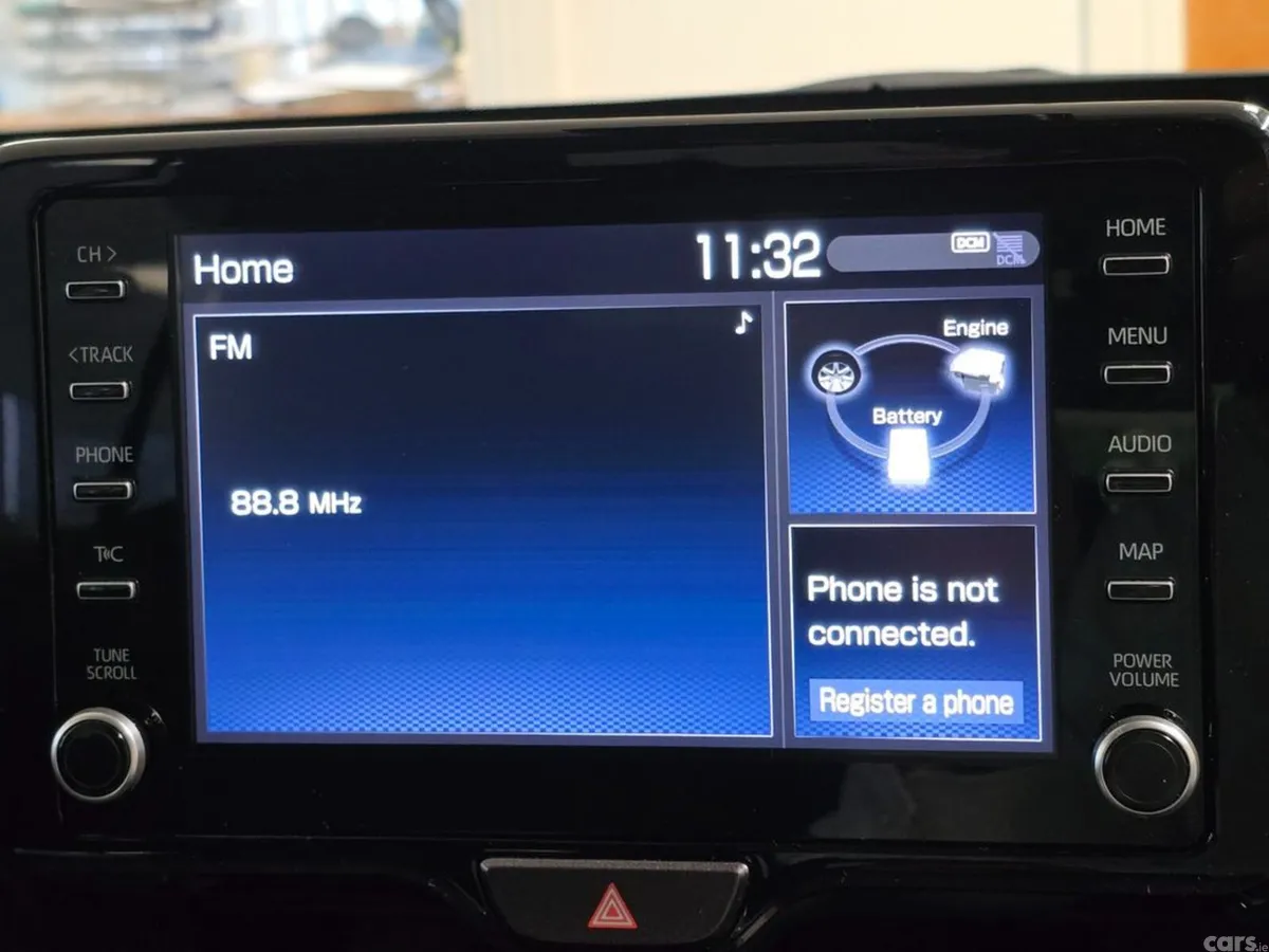 Toyota Yaris Cross SUV, Petrol Hybrid, 2021, Black