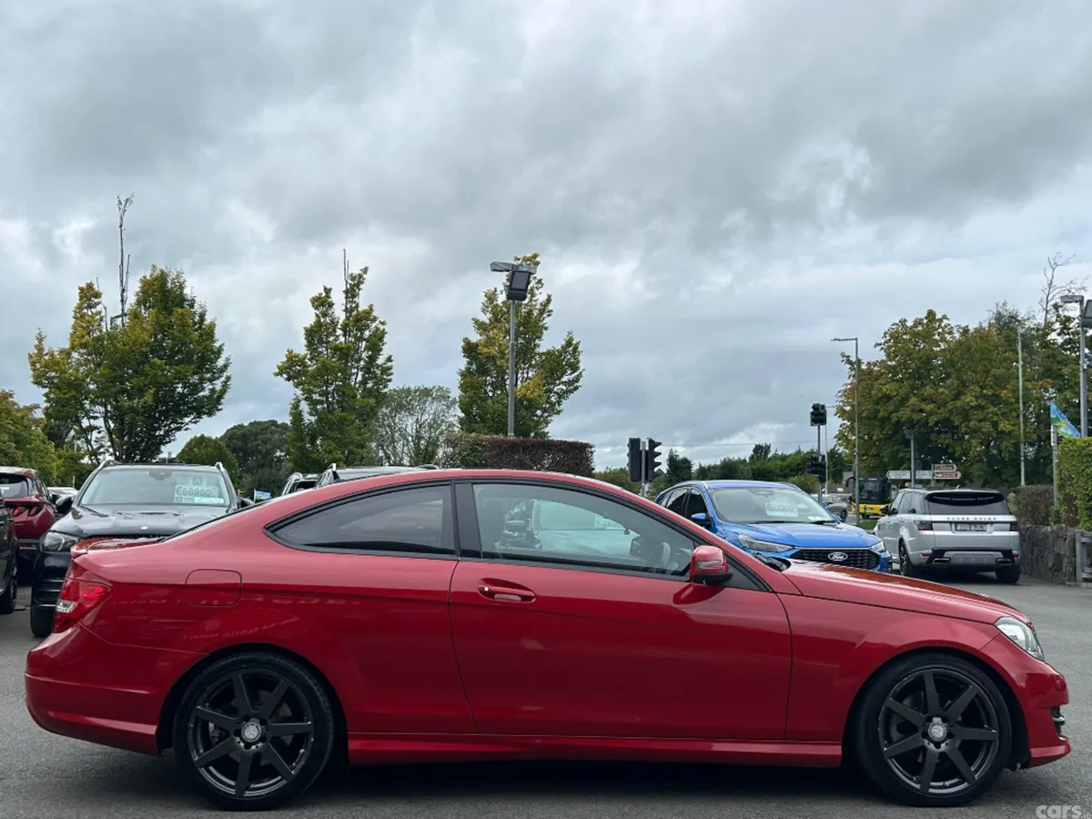 Mercedes-Benz C-Class Coupe, Diesel, 2015, Red