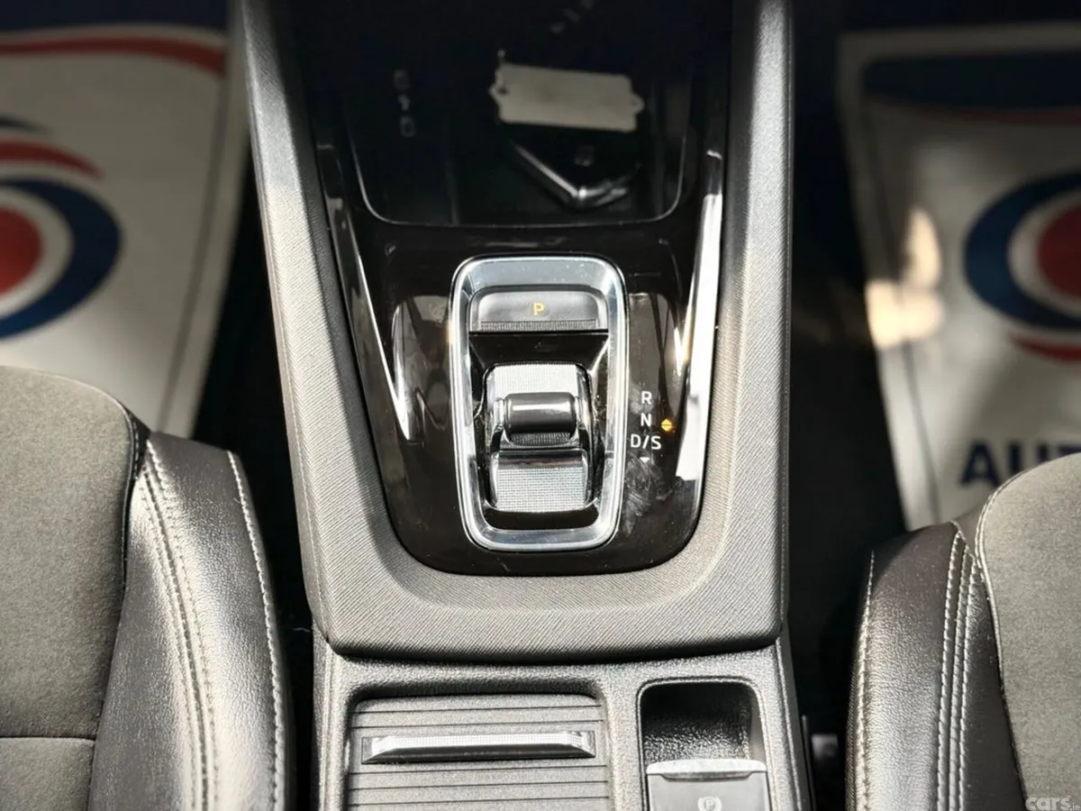 Skoda Octavia Hatchback, Diesel, 2023, Black