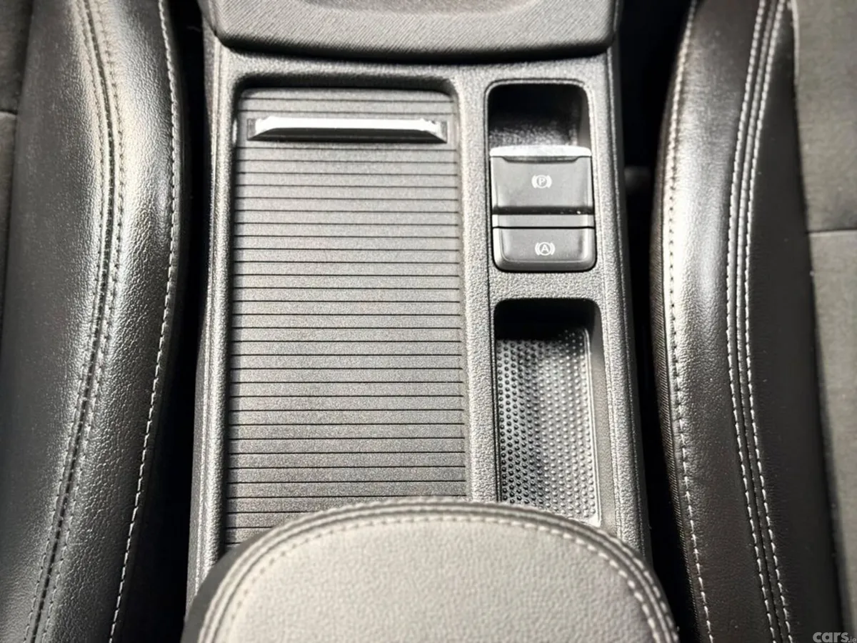 Skoda Octavia Hatchback, Diesel, 2023, Black