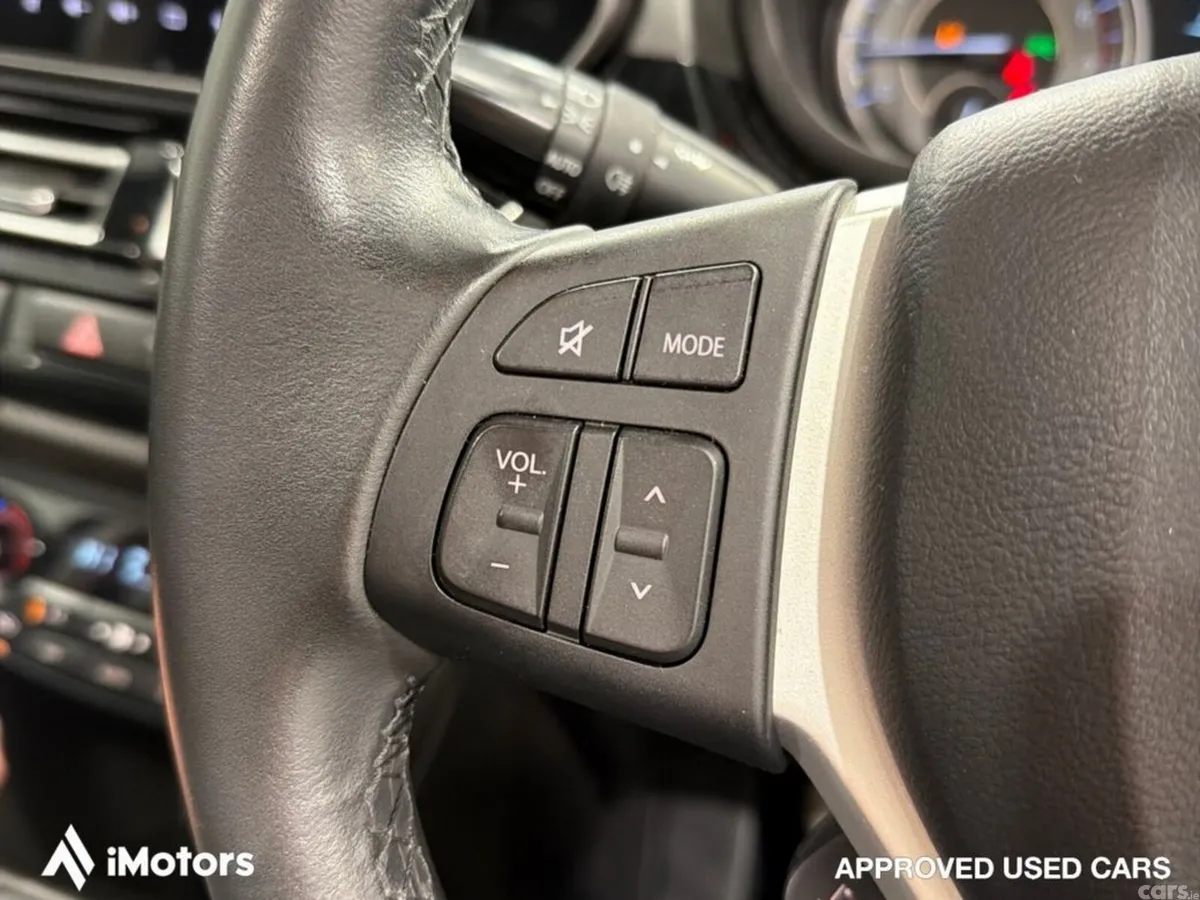 Suzuki SX4 SUV, Petrol, 2023, Grey