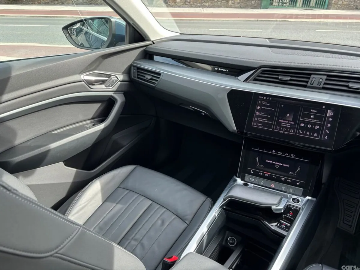 Audi Q8 e-tron Estate, Electric, 2024, Blue