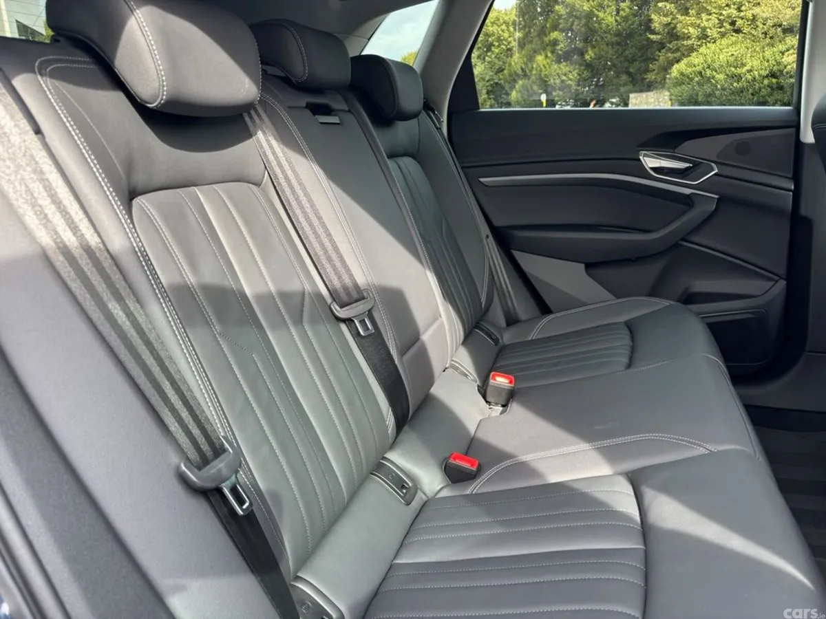 Audi Q8 e-tron Estate, Electric, 2024, Blue