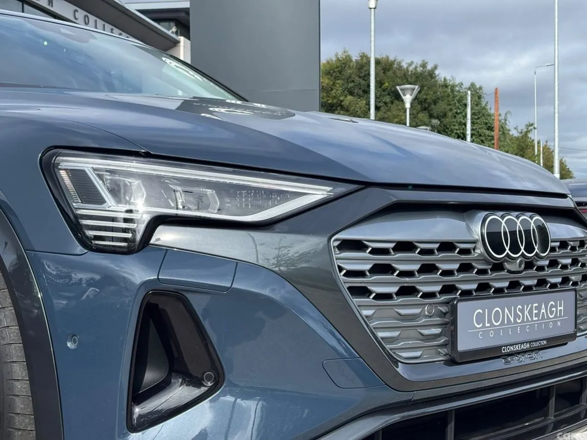 Audi Q8 e-tron Estate, Electric, 2024, Blue