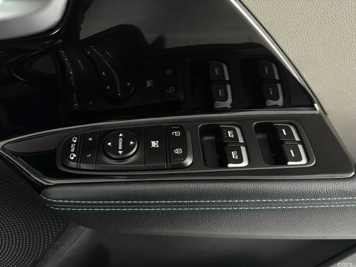 Kia Niro Hatchback, Petrol Plug-in Hybrid, 2021, Grey