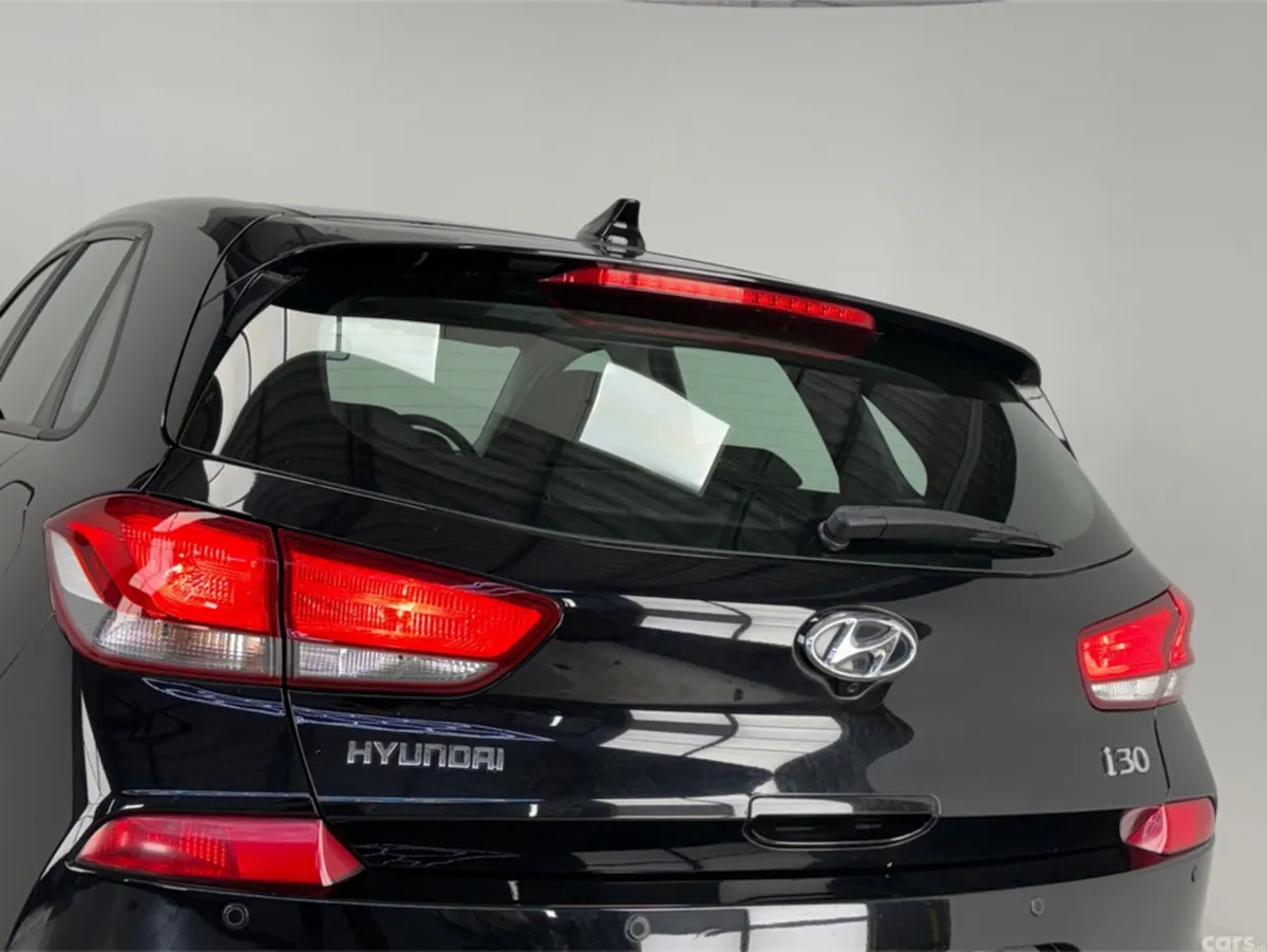 Hyundai i30 Hatchback, Petrol, 2020, Black