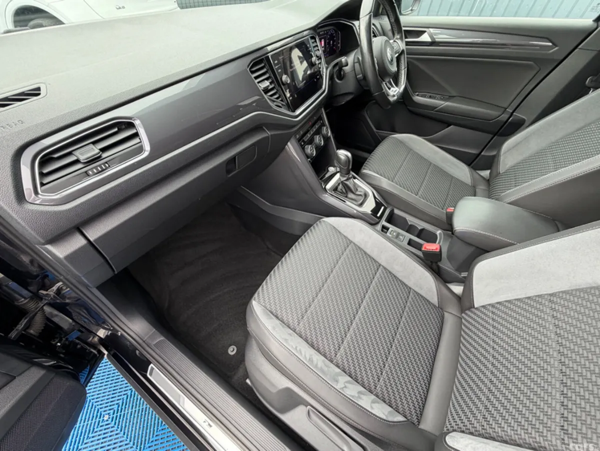 Volkswagen T-Roc SUV, Diesel, 2021, Black