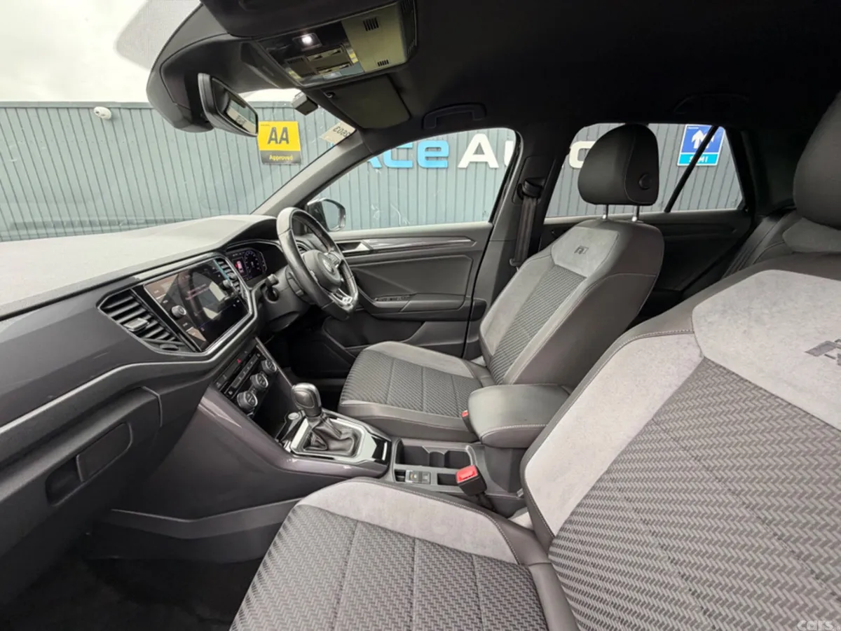 Volkswagen T-Roc SUV, Diesel, 2021, Black