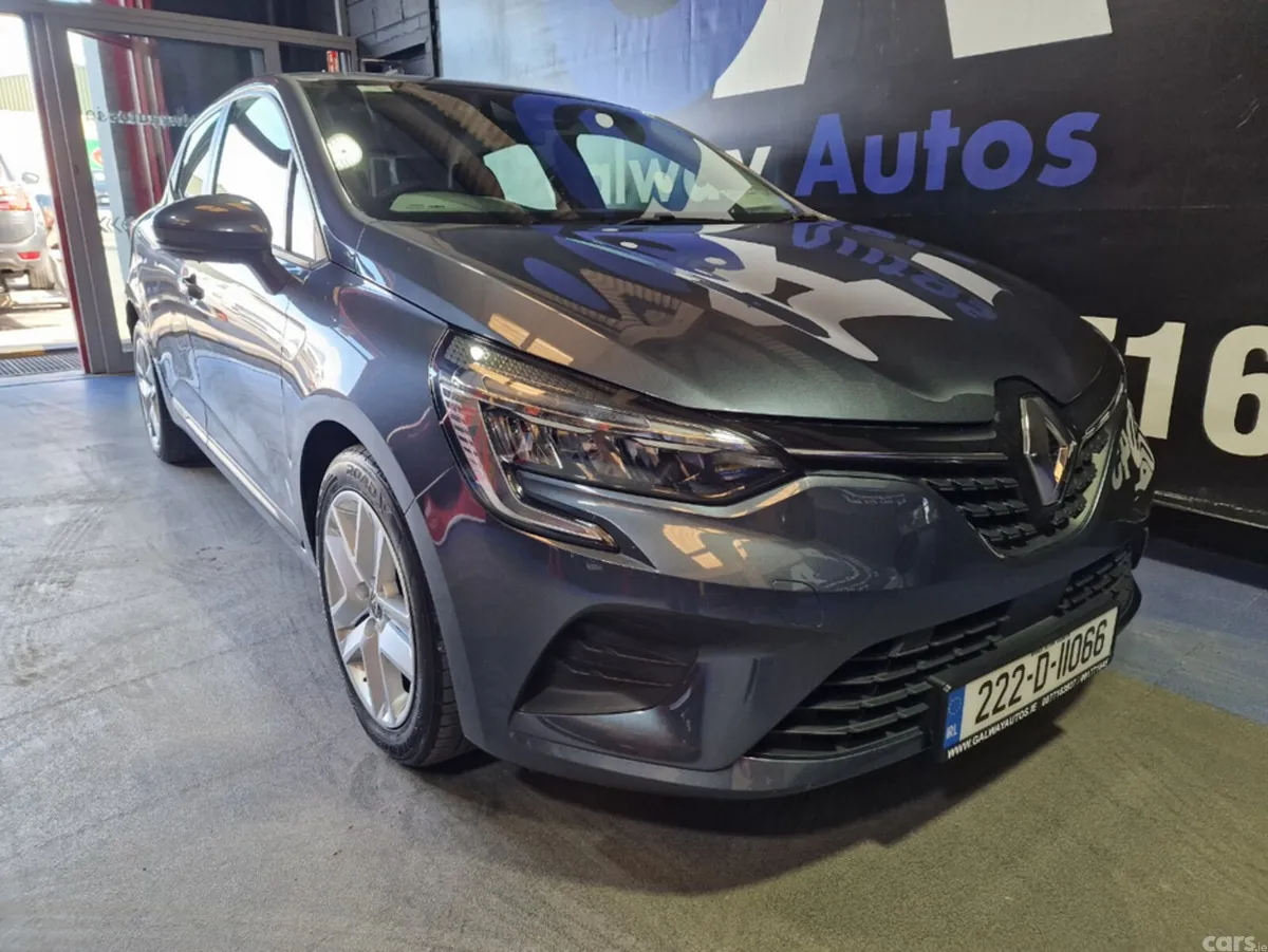 Renault Clio Hatchback, Petrol, 2022, Grey