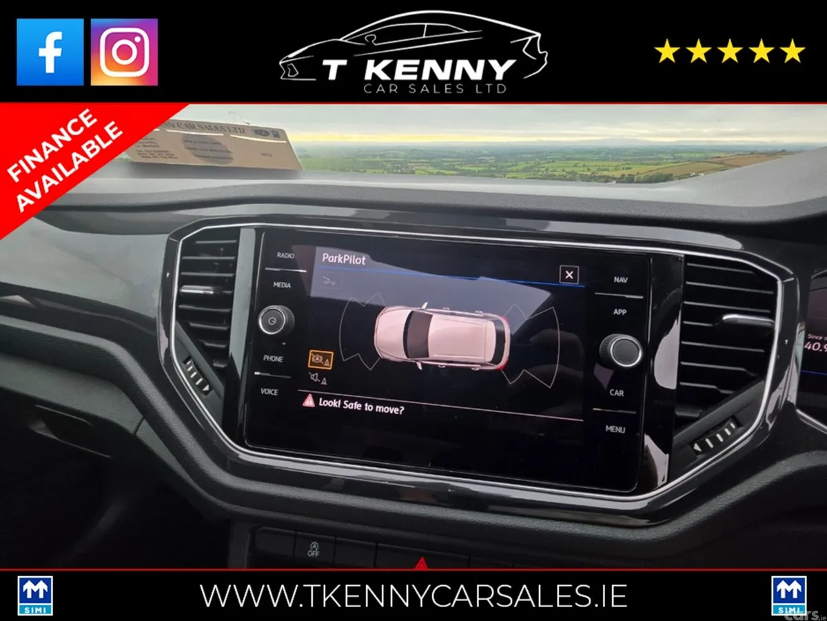 Volkswagen T-Roc SUV, Petrol, 2018, Yellow