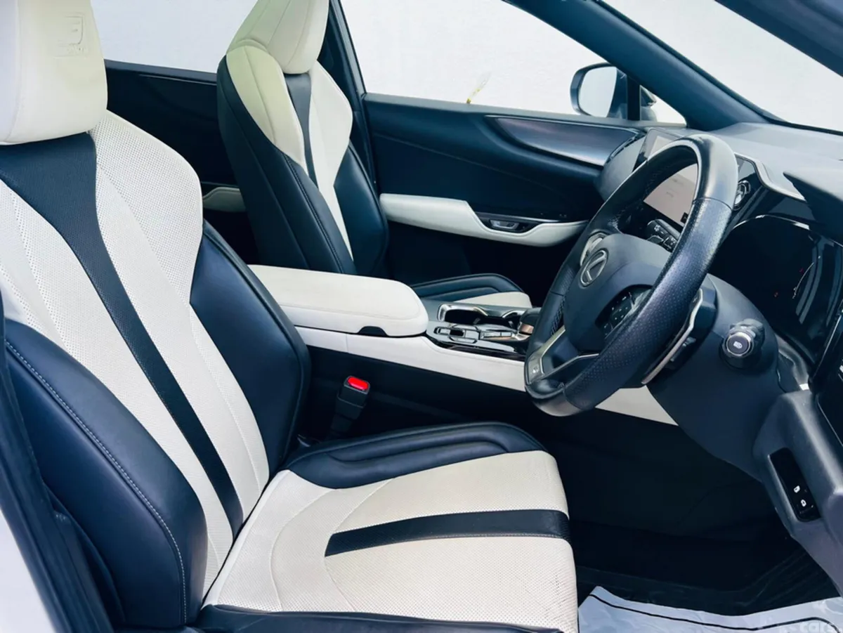 Lexus NX SUV, Petrol Hybrid, 2023, White