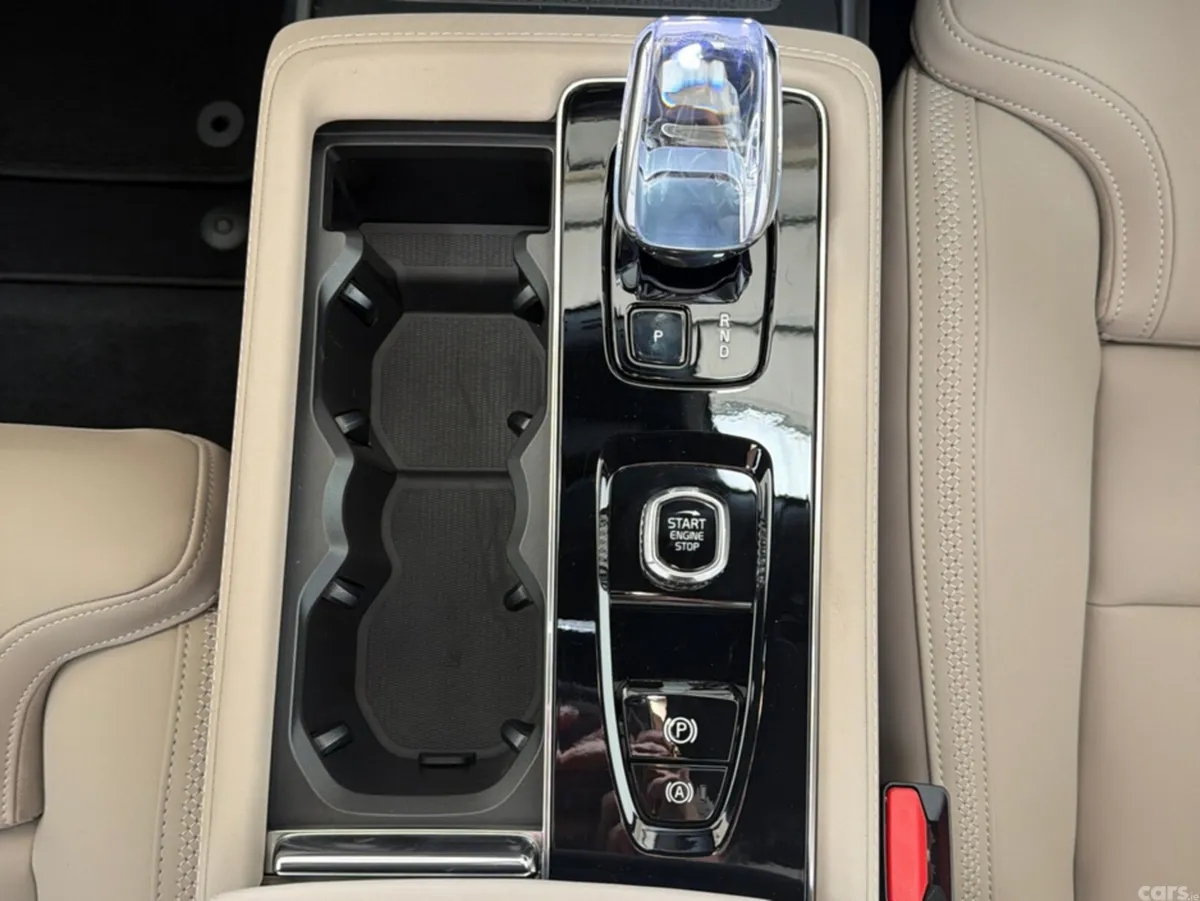 Volvo XC90 MPV, Petrol Plug-in Hybrid, 2026, Brown