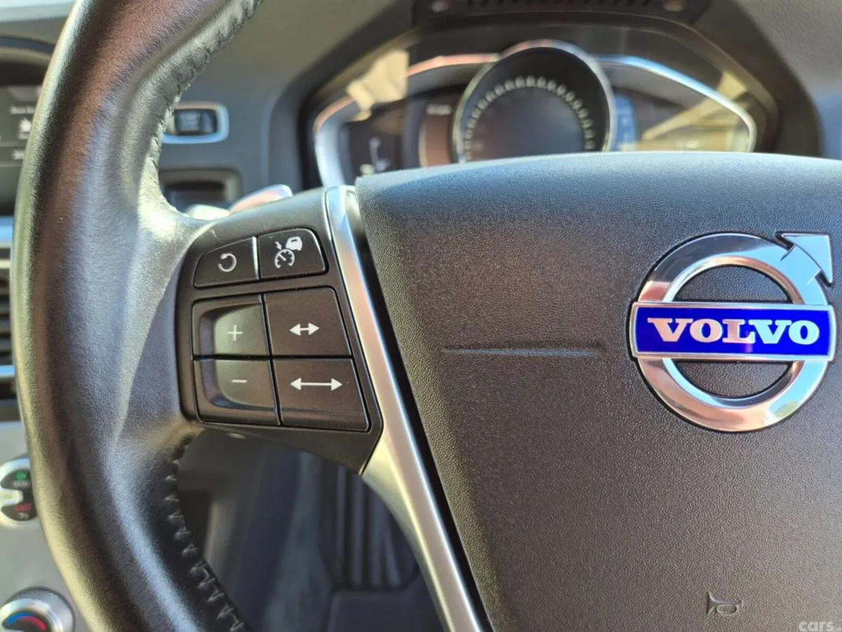 Volvo V60 Estate, Diesel, 2017, White