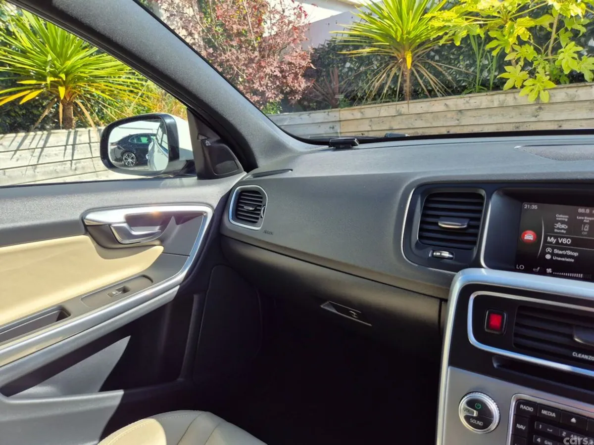 Volvo V60 Estate, Diesel, 2017, White