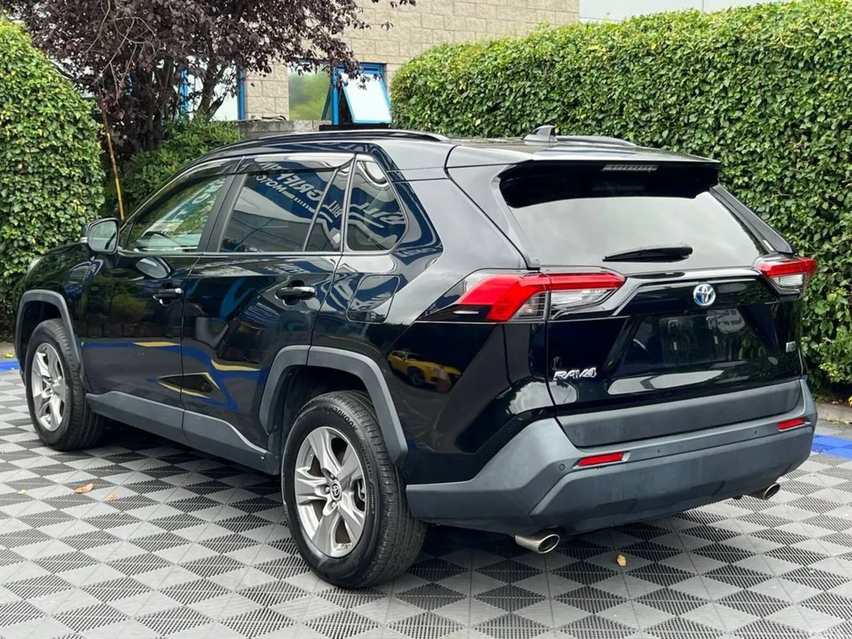 Toyota RAV4 SUV, Petrol Hybrid, 2022, Black
