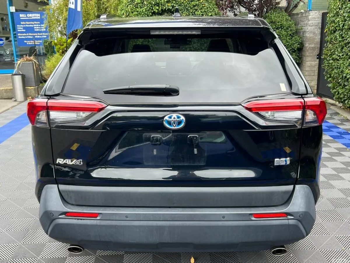 Toyota RAV4 SUV, Petrol Hybrid, 2022, Black