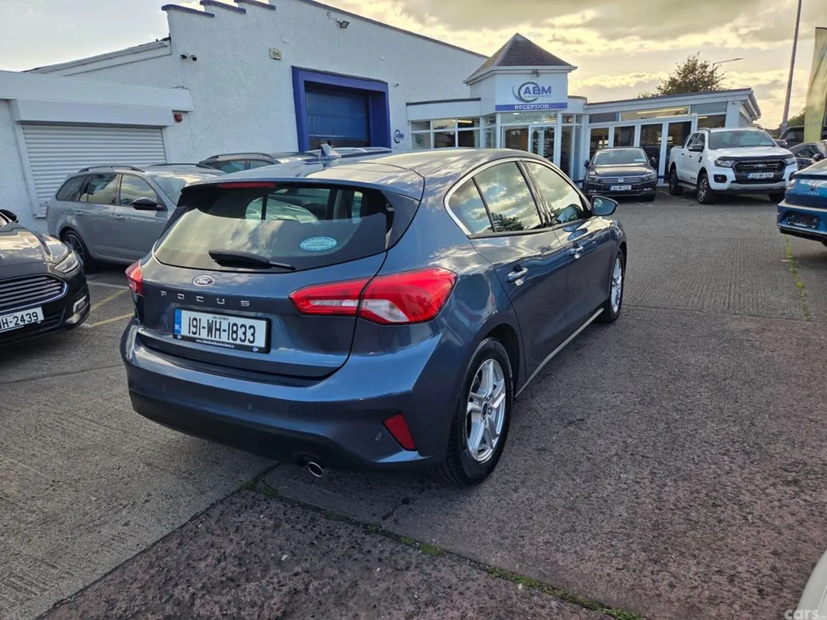 Ford Focus Hatchback, Diesel, 2019, Blue