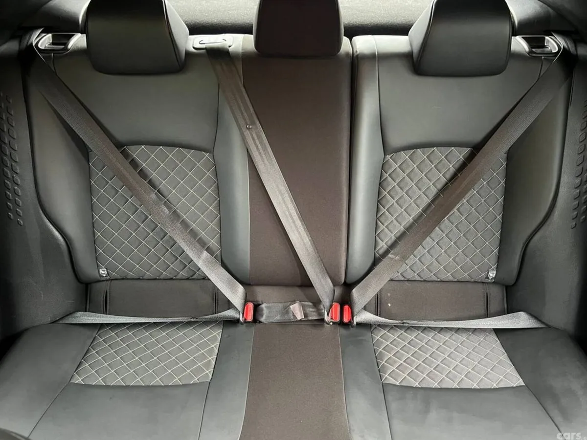 Toyota C-HR SUV, Petrol Hybrid, 2023, Black