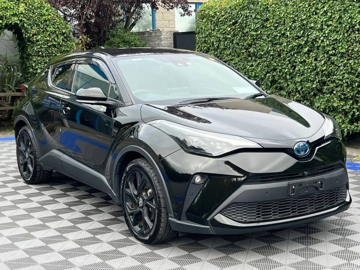 Toyota C-HR SUV, Petrol Hybrid, 2023, Black