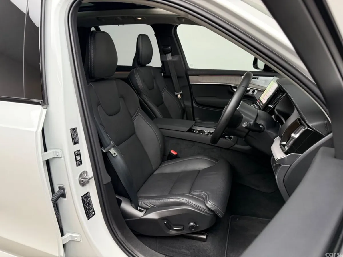 Volvo XC90 SUV, Petrol Plug-in Hybrid, 2026, White