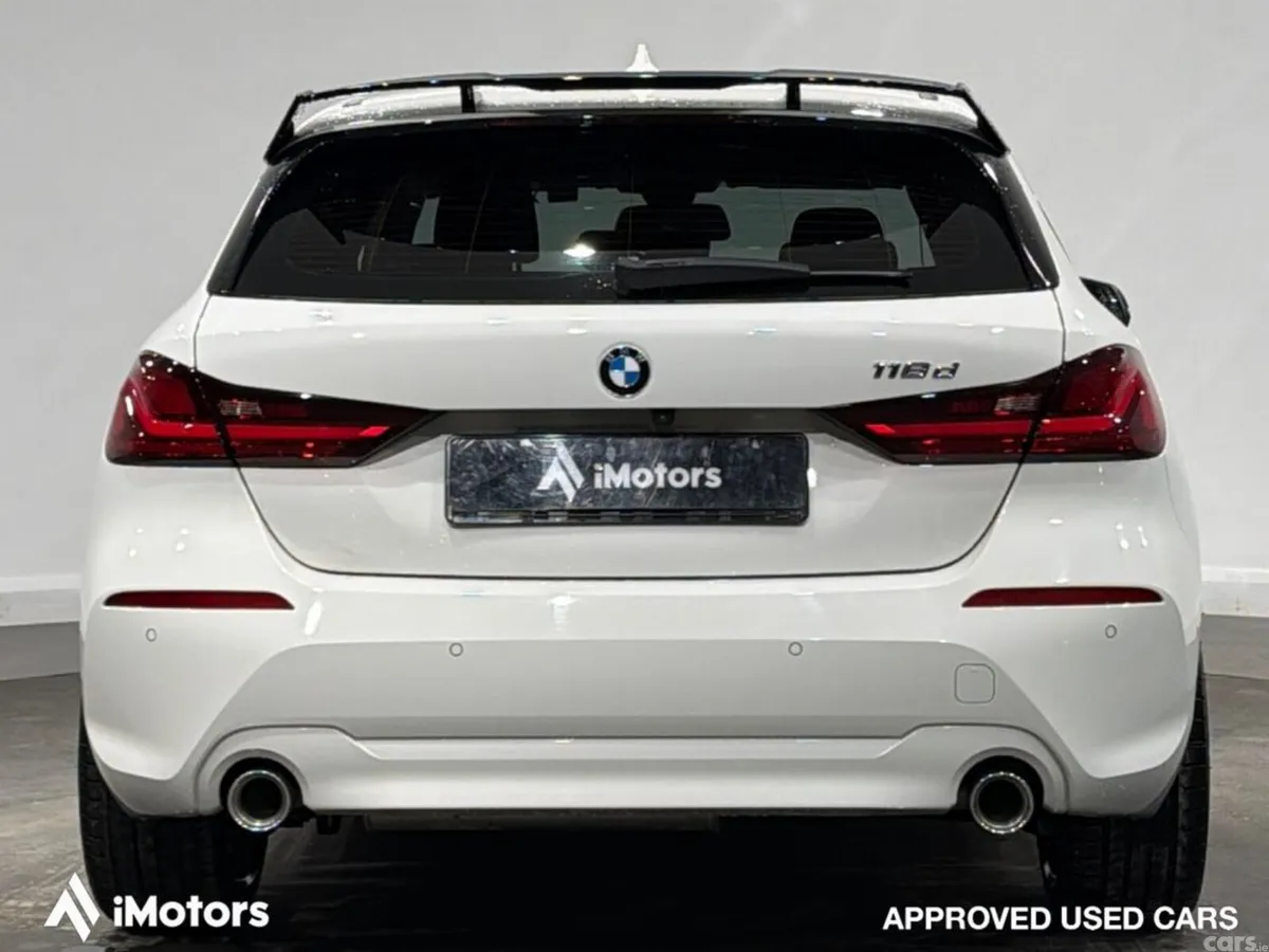 BMW 1-Series Hatchback, Diesel, 2022, White