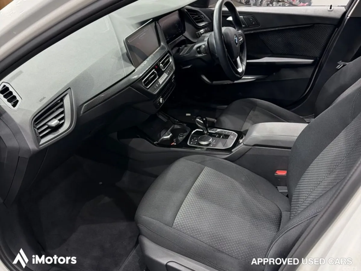 BMW 1-Series Hatchback, Diesel, 2022, White