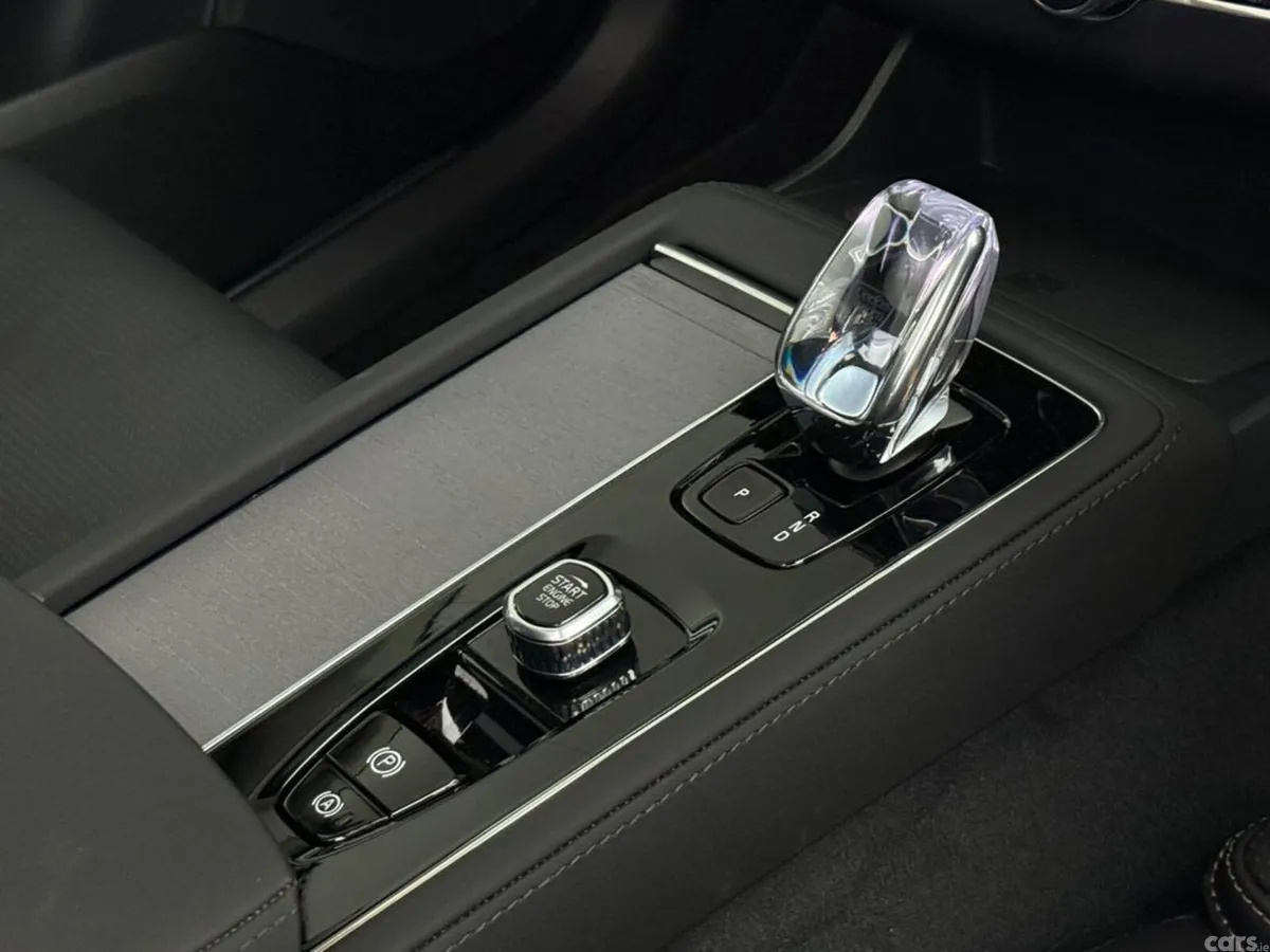 Volvo XC90 SUV, Petrol Plug-in Hybrid, 2026, White
