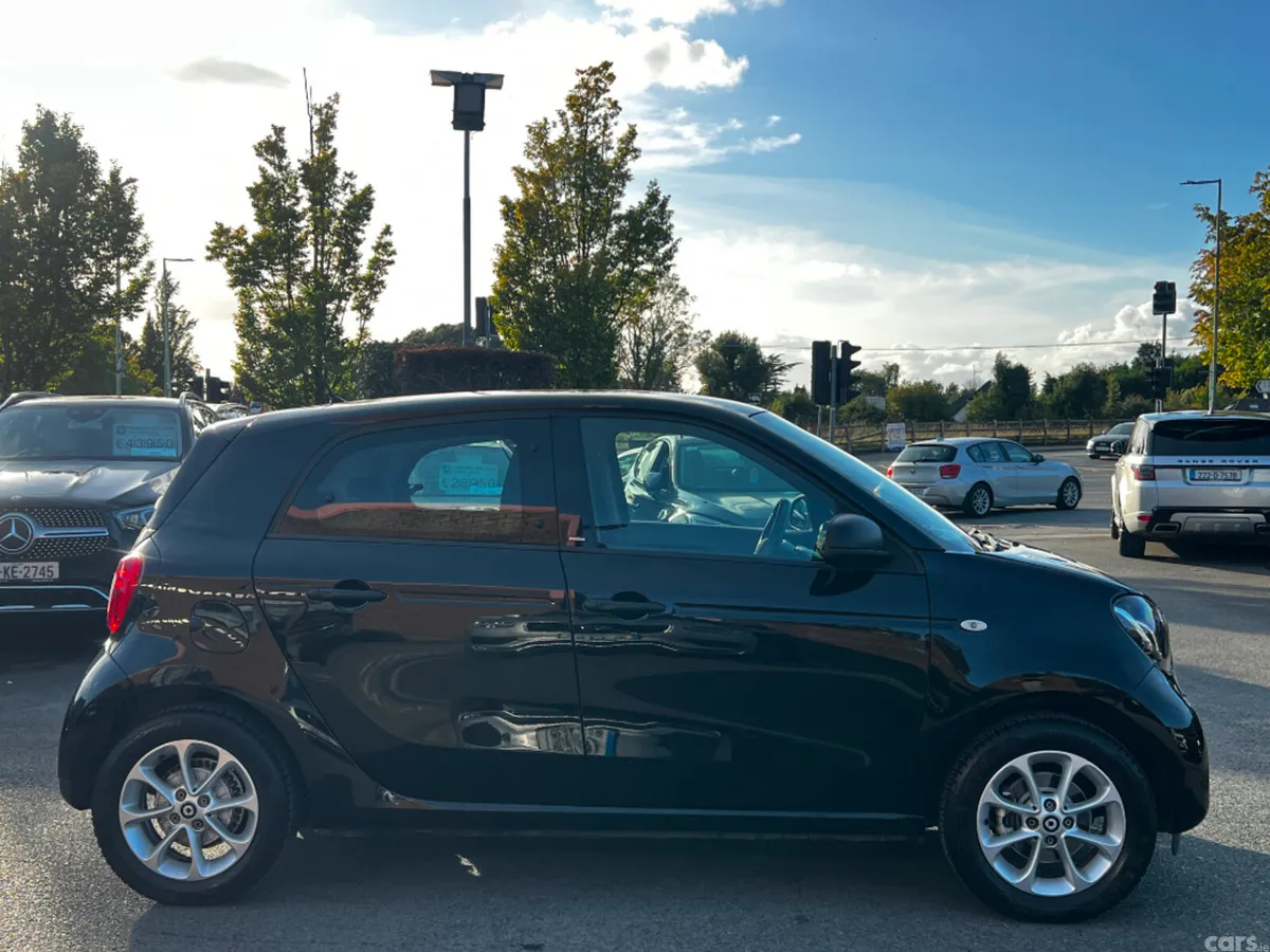 Smart Forfour Hatchback, Petrol, 2017, Black