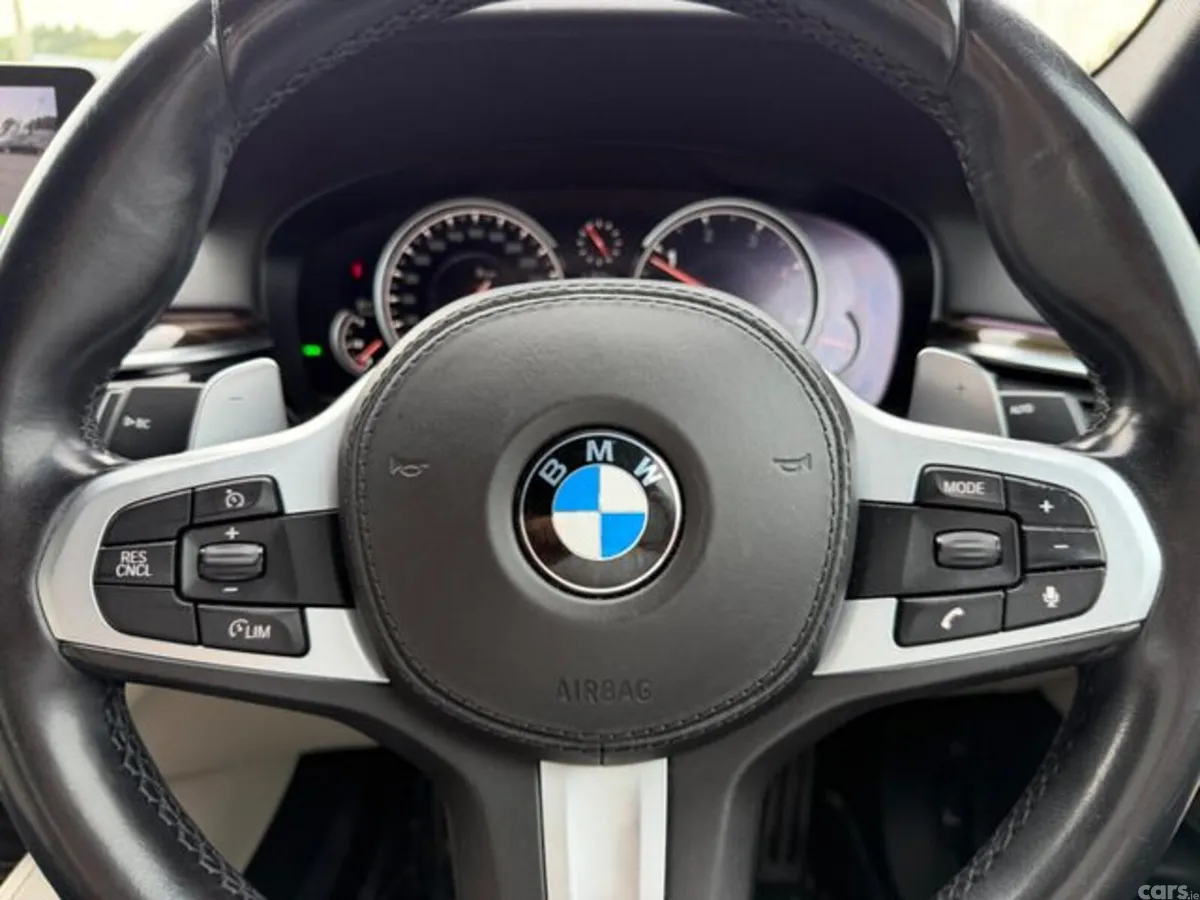 BMW 5-Series Saloon, Diesel, 2018, Blue