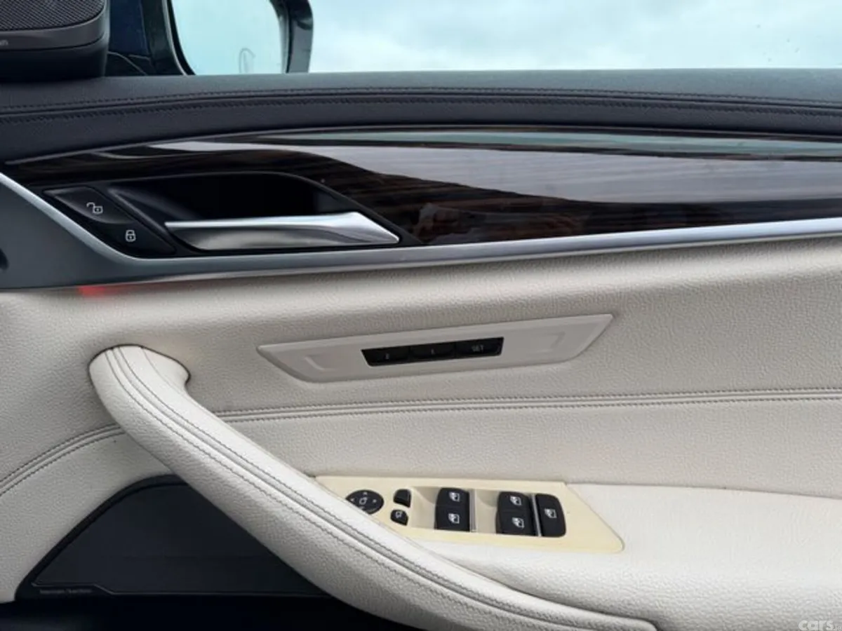 BMW 5-Series Saloon, Diesel, 2018, Blue