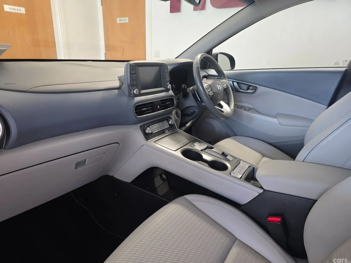 Hyundai KONA MPV, Electric, 2019, Grey