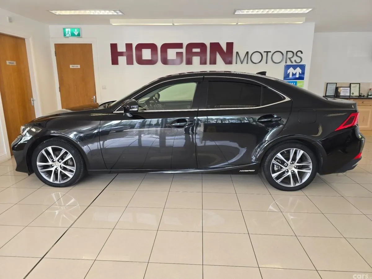 Lexus IS Saloon, Petrol Hybrid, 2019, Black