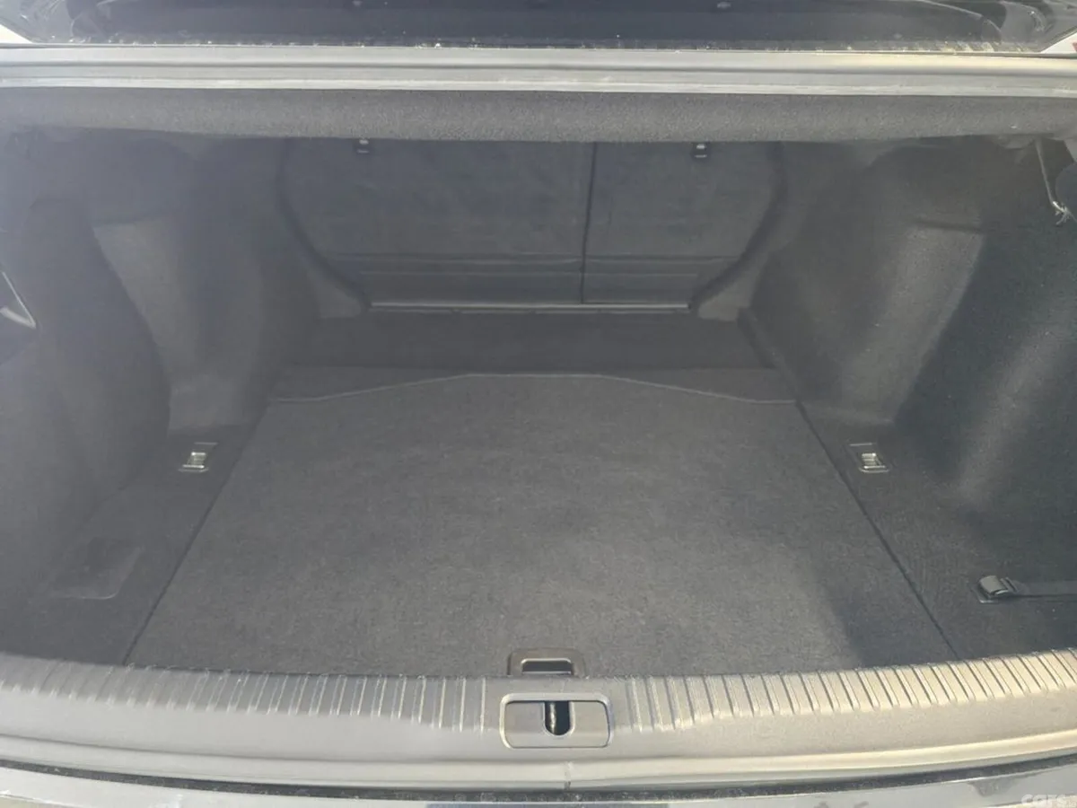 Lexus IS Saloon, Petrol Hybrid, 2019, Black