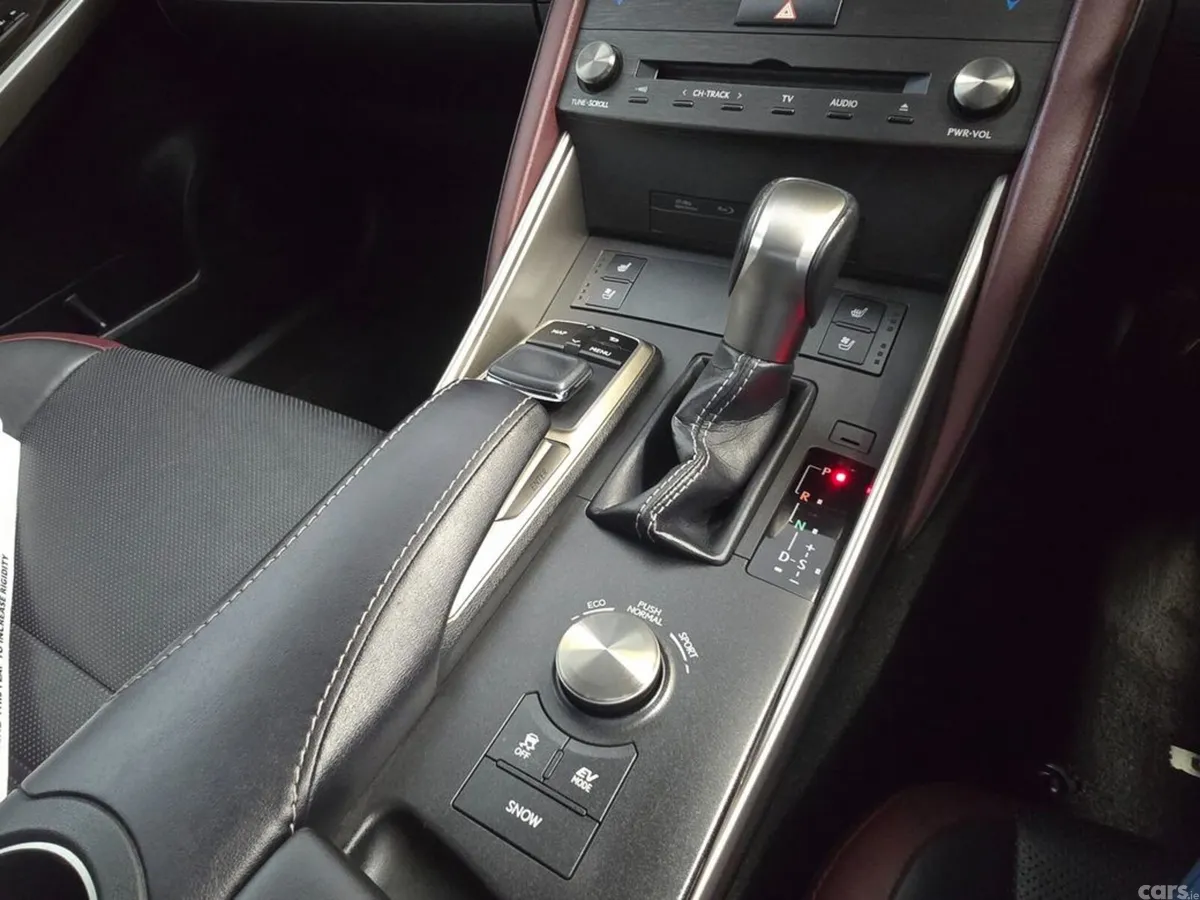 Lexus IS Saloon, Petrol Hybrid, 2019, Black