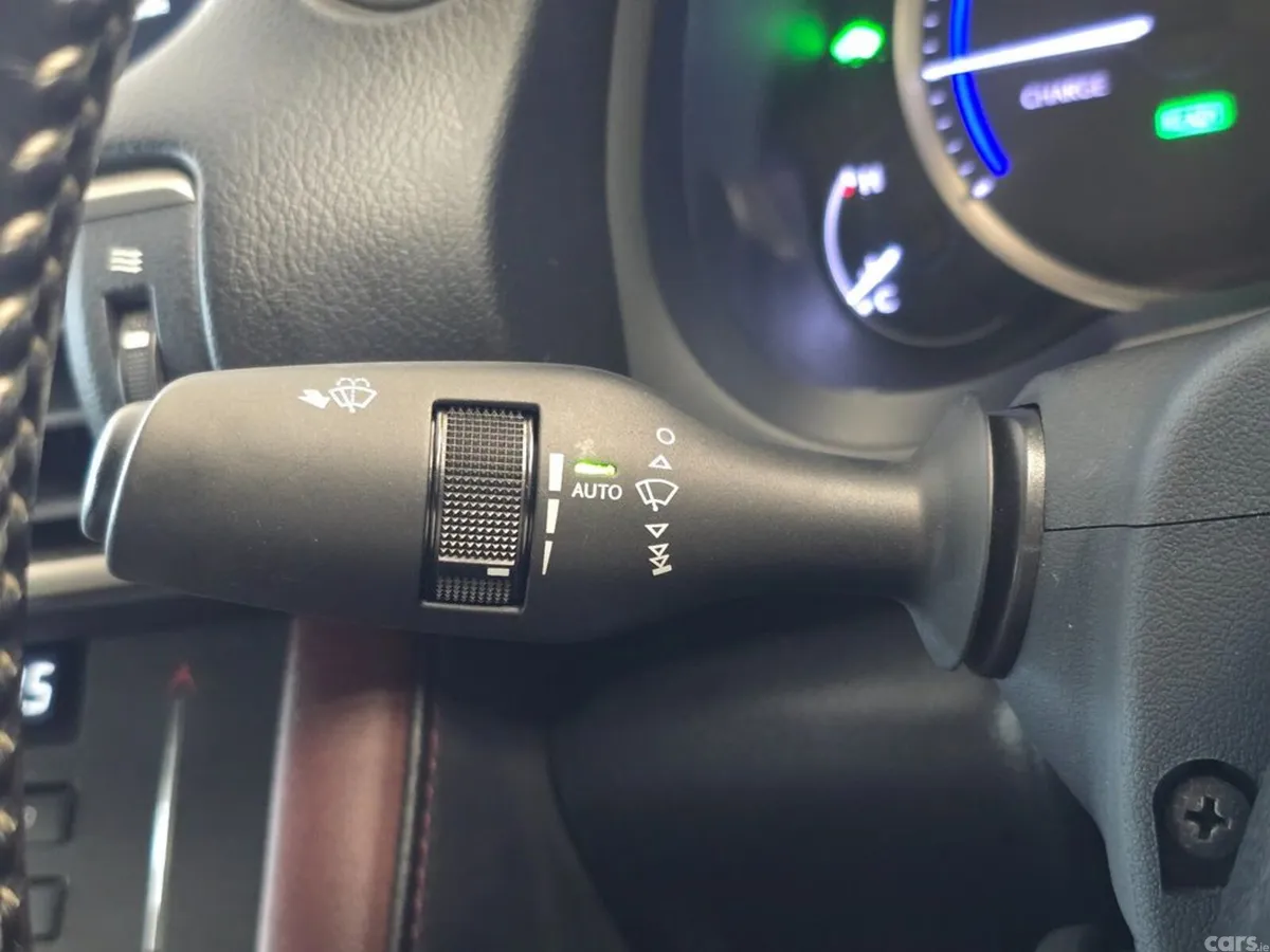 Lexus IS Saloon, Petrol Hybrid, 2019, Black
