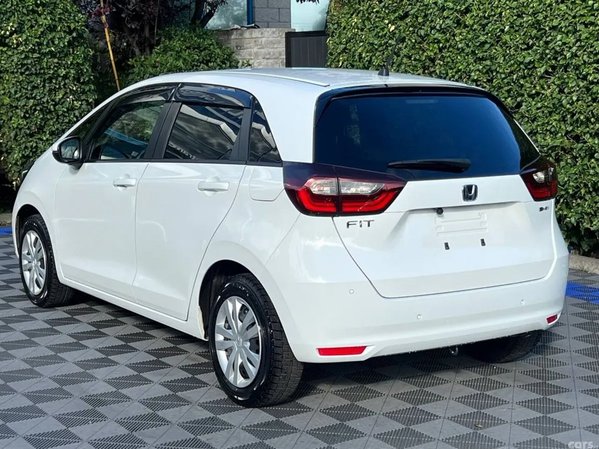 Honda Fit Hatchback, Petrol Hybrid, 2024, White