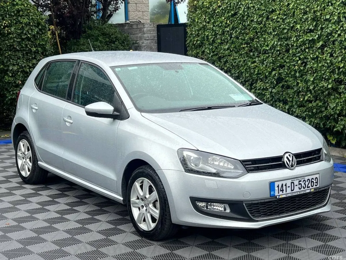 Volkswagen Polo Hatchback, Petrol, 2014, Silver